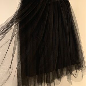 Black Tulle Knee Length Skirt Size Large